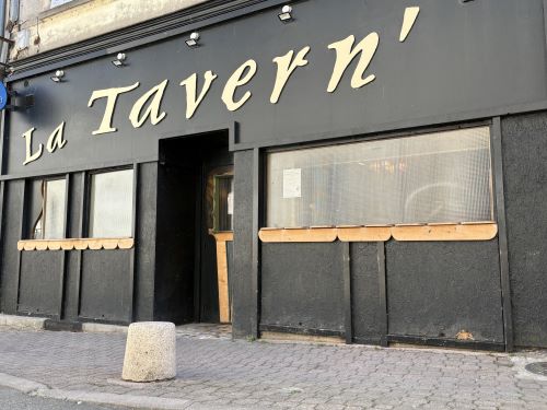 devanture de la tavern'